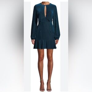 Ryse Drew Velvet Blue/ Green Bell Sleeve Cocktail Dress